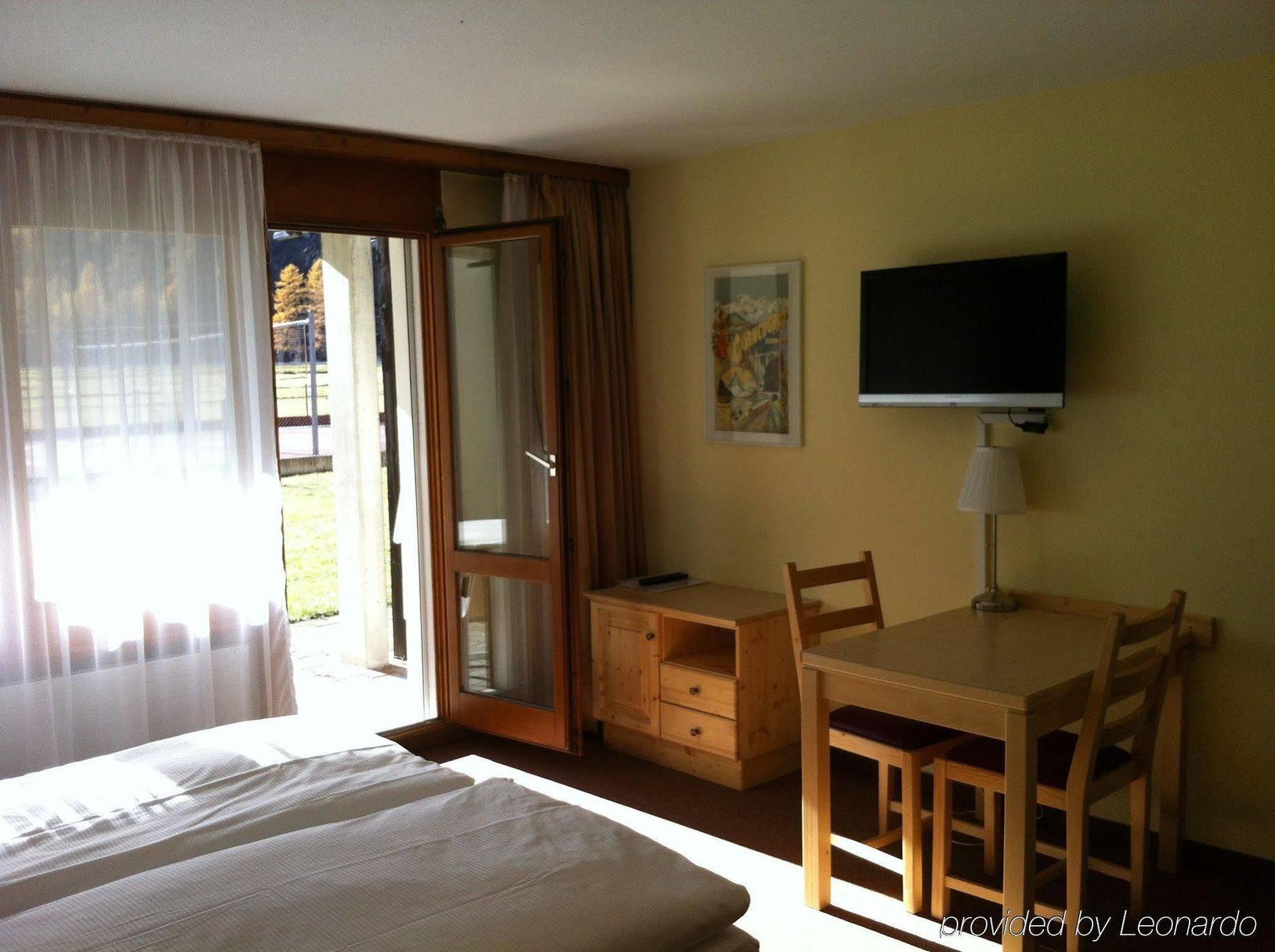 Premium Apartments @ Monte Rosa Täsch Habitación foto